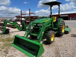 John Deere 4 series tractor